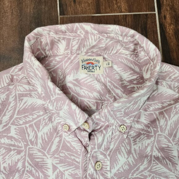 Faherty Breeze Shirt Mens Large Short Sleeve Button Hawaiian Floral Leaf Print - Picture 2 of 7
